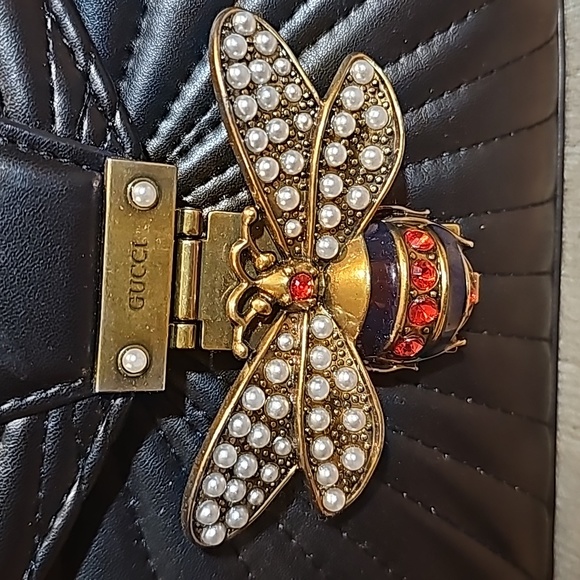 Beautiful!! bag, excellent condition except for some marks on back as shown - Picture 2 of 12